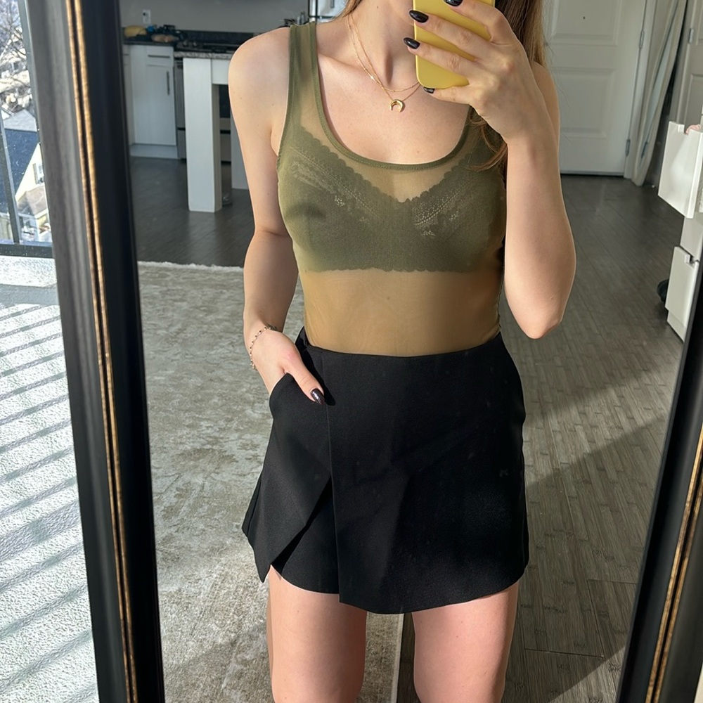 Forever 21 olive green mesh sleeveless bodysuit tank top